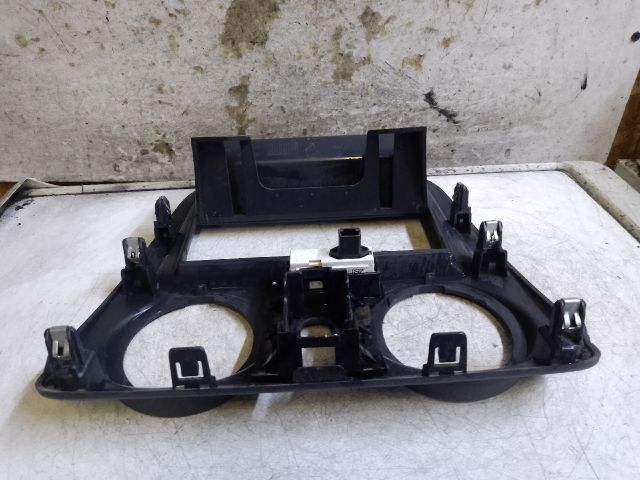 bontott DACIA DOKKER Rádió / CD Keret