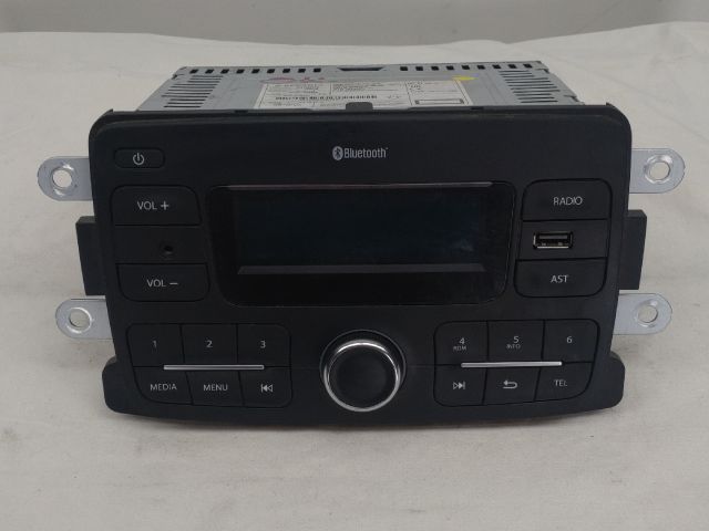 bontott DACIA DOKKER Rádió / CD