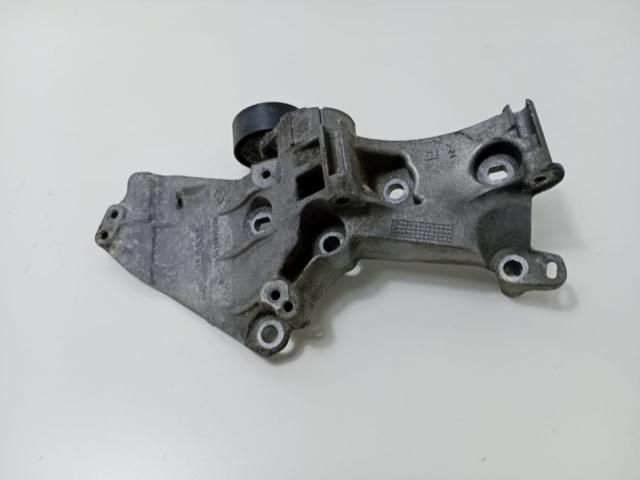 bontott DACIA DOKKER Tartó Bak