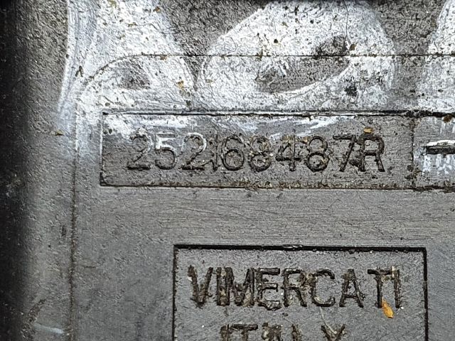 bontott DACIA DOKKER Tolóajtó Érintkező