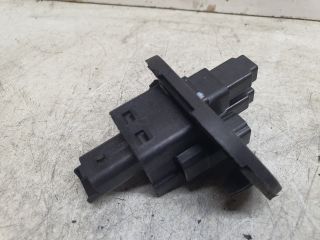 bontott DACIA DOKKER Tolóajtó Érintkező