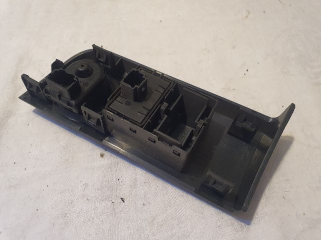 bontott DACIA DOKKER Tükör Kapcsoló