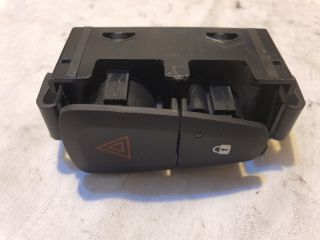 bontott DACIA DOKKER Vészvillogó Kapcsoló