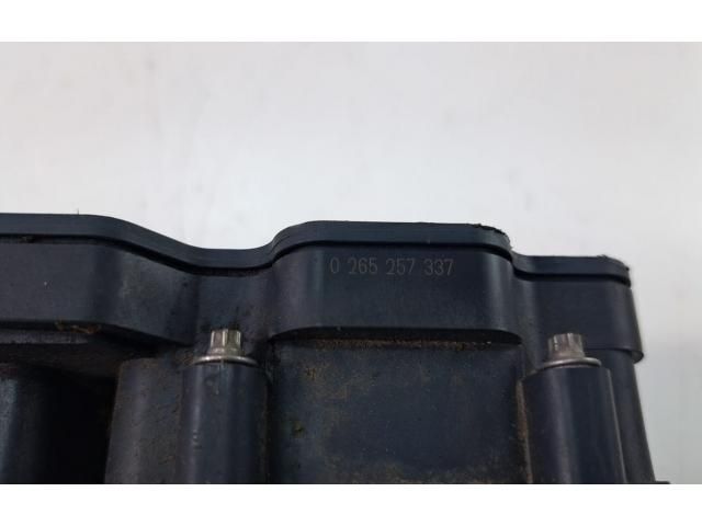 bontott DACIA DUSTER ABS Kocka