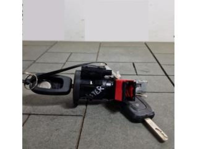 bontott DACIA DUSTER Gyújtáskapcsoló