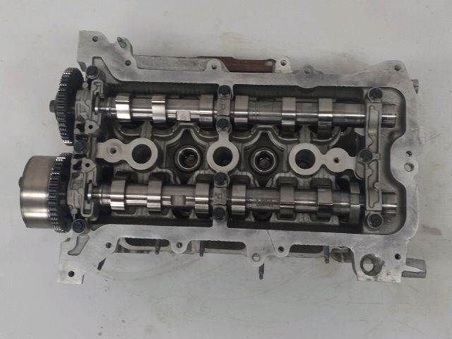 bontott DACIA DUSTER Hengerfej