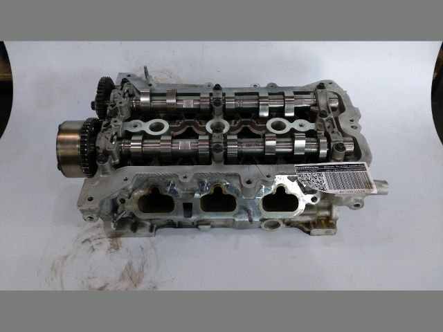 bontott DACIA DUSTER Hengerfej