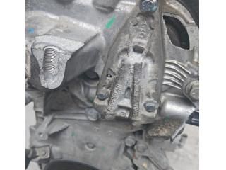 bontott DACIA DUSTER Motor (Fűzött blokk hengerfejjel)