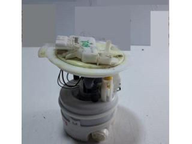 bontott DACIA DUSTER Üzemanyag Szivattyú