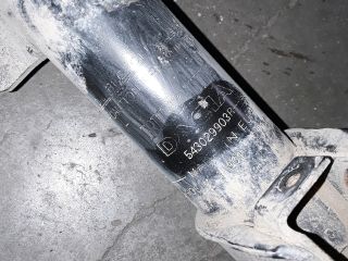 bontott DACIA DUSTER Bal első Gólyaláb (Lengécsillapító, Rugó)