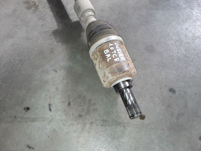 bontott DACIA DUSTER Bal Féltengely