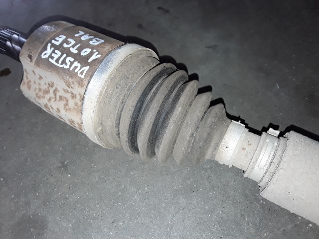 bontott DACIA DUSTER Bal Féltengely