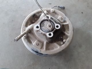 bontott DACIA DUSTER Bal hátsó Kerékagy