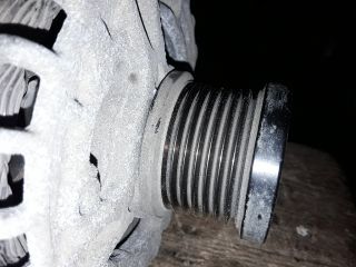 bontott DACIA DUSTER Generátor