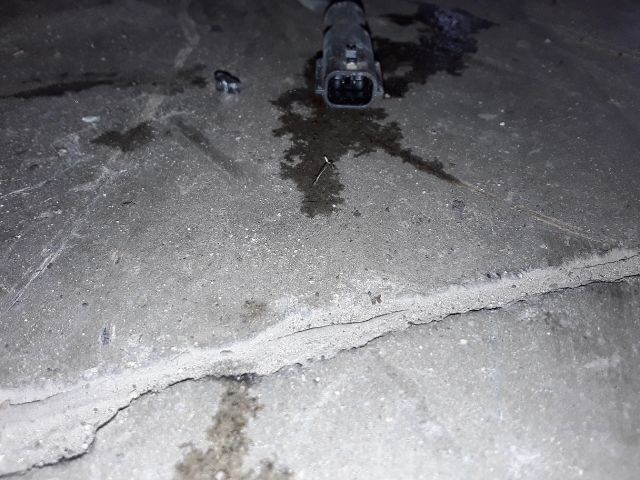 bontott DACIA DUSTER Jobb első Csonkállvány Kerékaggyal