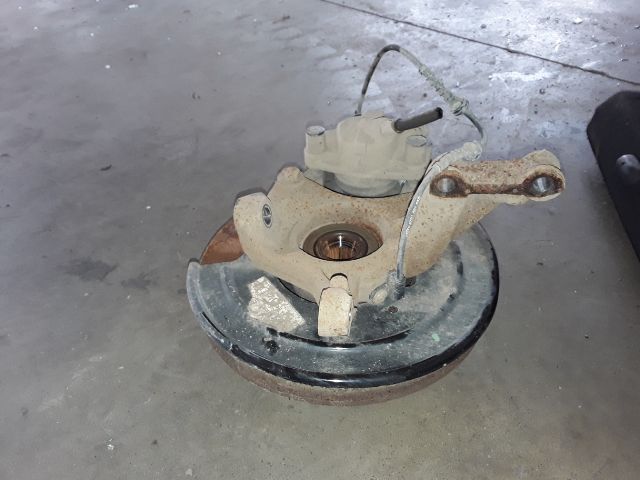 bontott DACIA DUSTER Jobb első Csonkállvány Kerékaggyal