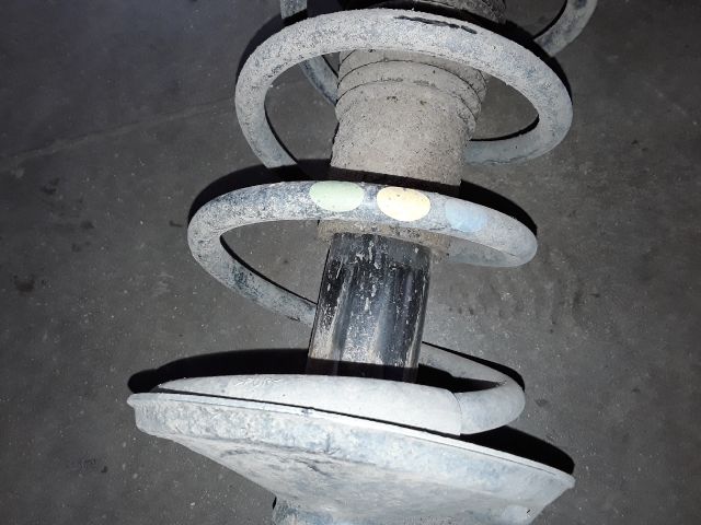 bontott DACIA DUSTER Jobb első Gólyaláb (Lengécsillapító, Rugó)