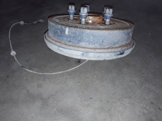 bontott DACIA DUSTER Jobb hátsó Kerékagy