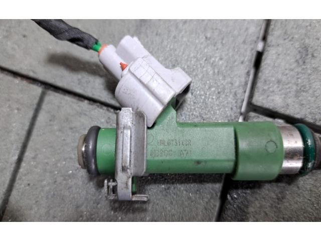 bontott DACIA DUSTER Porlasztó (1 db)