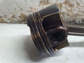 bontott DACIA DUSTER Dugattyú és Hajtókar