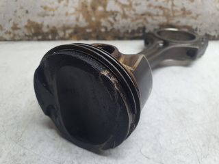 bontott DACIA DUSTER Dugattyú és Hajtókar