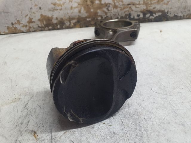 bontott DACIA DUSTER Dugattyú és Hajtókar