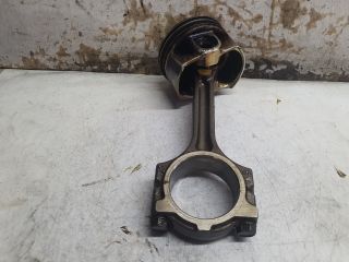 bontott DACIA DUSTER Dugattyú és Hajtókar