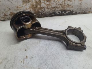 bontott DACIA DUSTER Dugattyú és Hajtókar