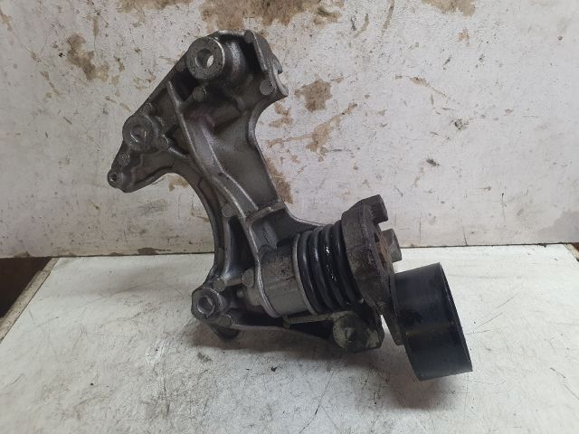 bontott DACIA DUSTER Generátor Tartó Bak