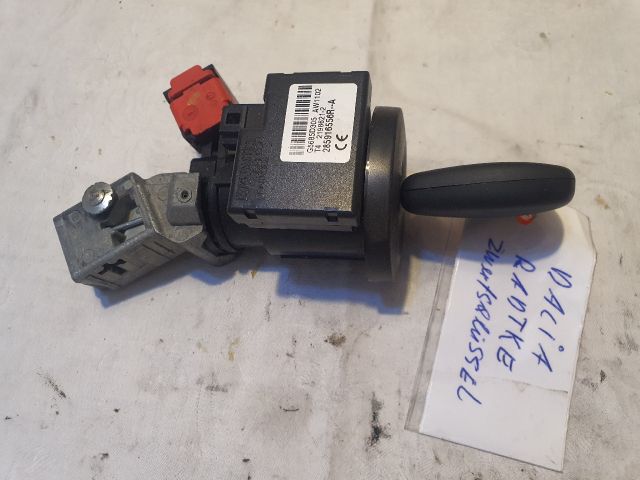 bontott DACIA DUSTER Gyújtáskapcsoló Házzal