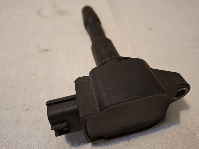 bontott DACIA DUSTER Gyújtótrafó