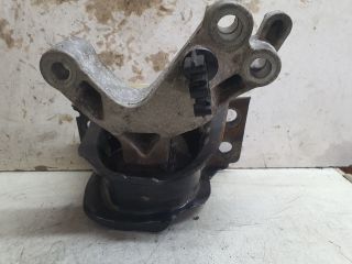 bontott DACIA DUSTER Motor Tartó Bak (Fém)