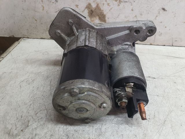 bontott DACIA DUSTER Önindító