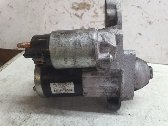 bontott DACIA DUSTER Önindító