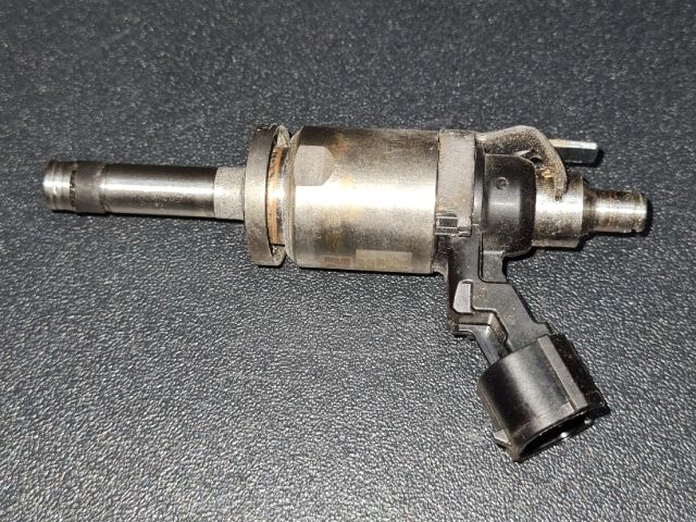 bontott DACIA DUSTER Porlasztó (1 db)