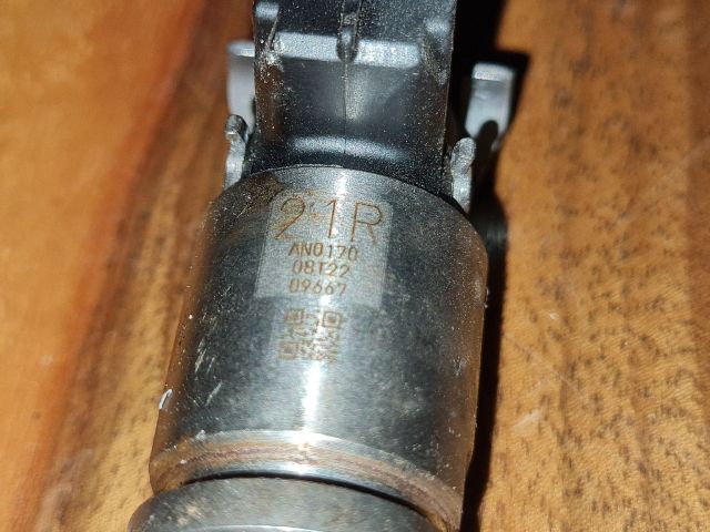 bontott DACIA DUSTER Porlasztó (1 db)