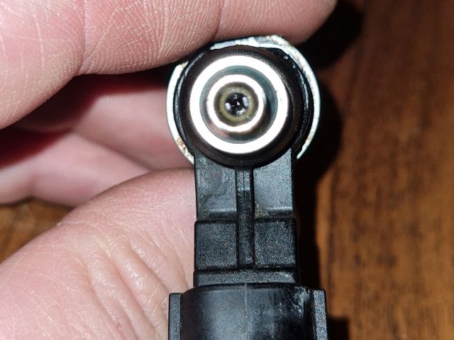 bontott DACIA DUSTER Porlasztó (1 db)