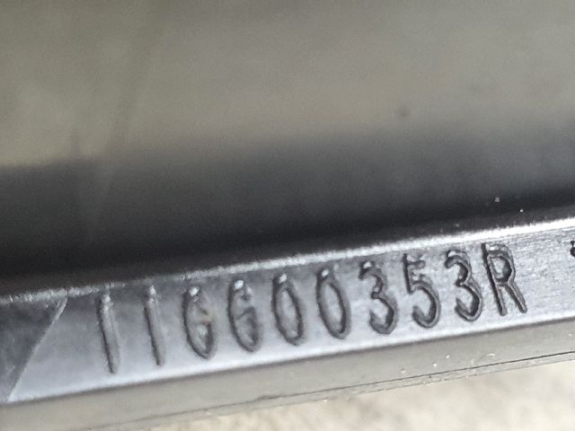 bontott DACIA DUSTER Termosztátház