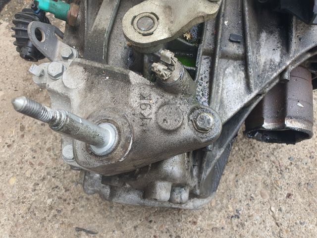 bontott DACIA DUSTER Váltó (Mechanikus)