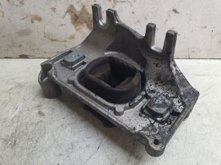 bontott DACIA DUSTER Váltó Tartó Bak (Pozíciófüggetlen)