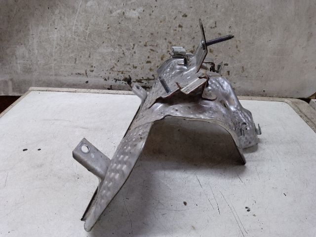 bontott DACIA DUSTER Leömlő Hővédő Lemez