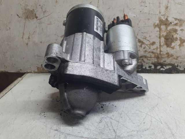 bontott DACIA DUSTER Önindító