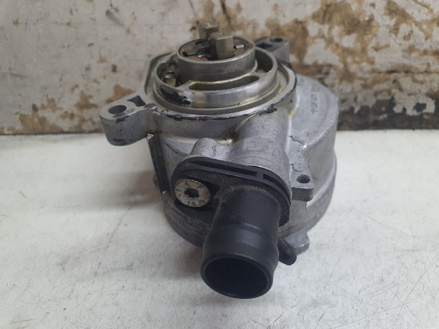 bontott DACIA DUSTER Vákumpumpa