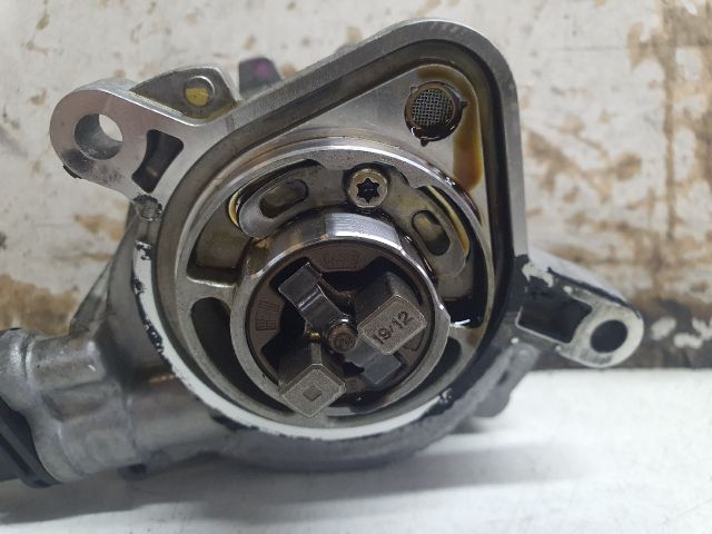 bontott DACIA DUSTER Vákumpumpa