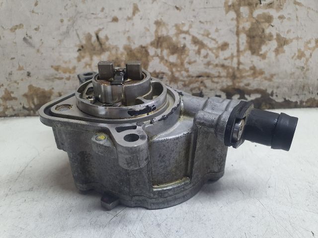 bontott DACIA DUSTER Vákumpumpa