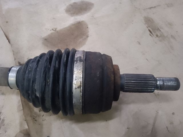 bontott DACIA DUSTER Bal Féltengely