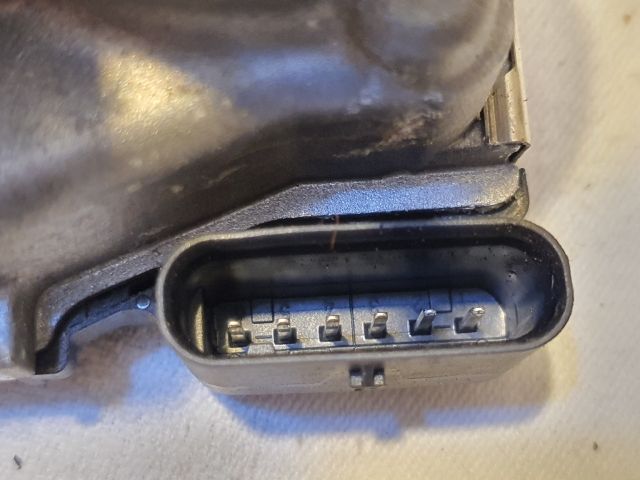 bontott DACIA DUSTER Fojtószelep (Elektromos)