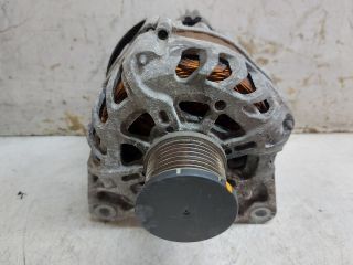 bontott DACIA DUSTER Generátor