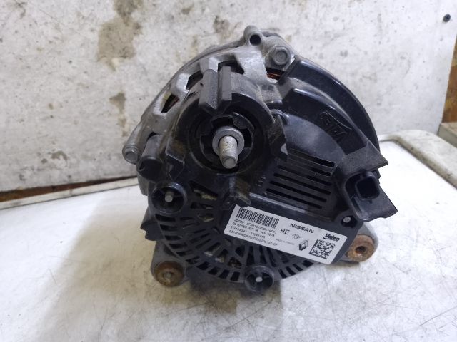 bontott DACIA DUSTER Generátor