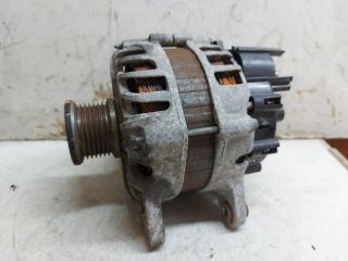 bontott DACIA DUSTER Generátor